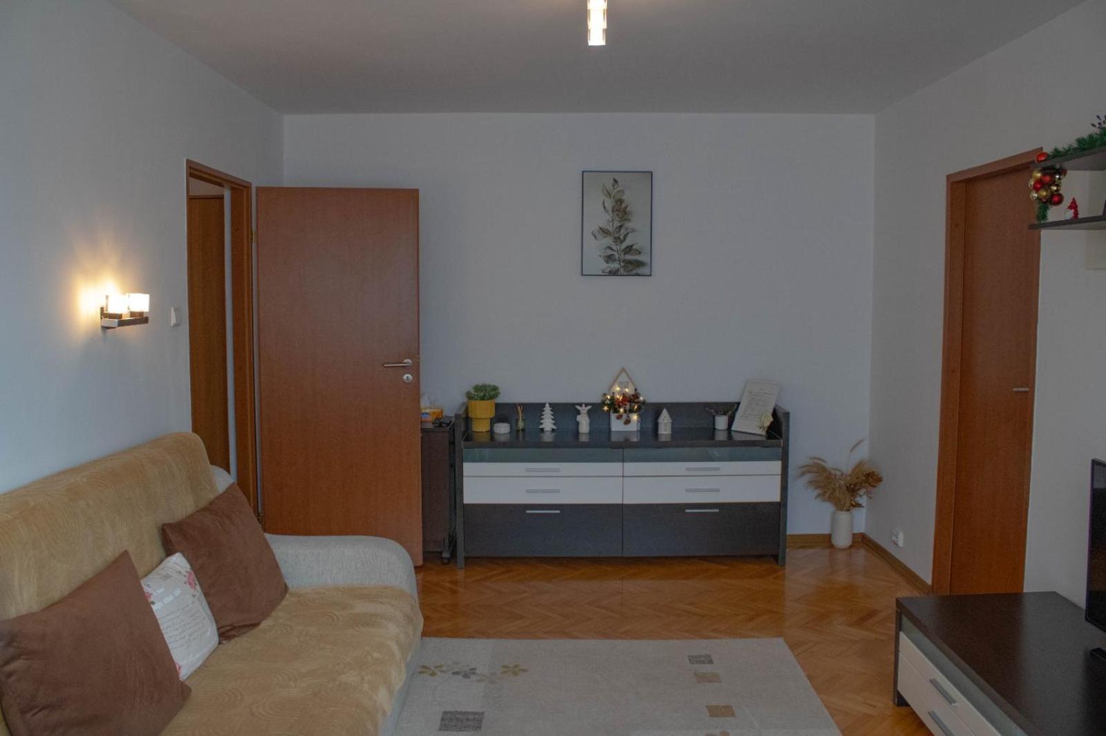 Apartament Aleea Minerva Braşov Exterior foto